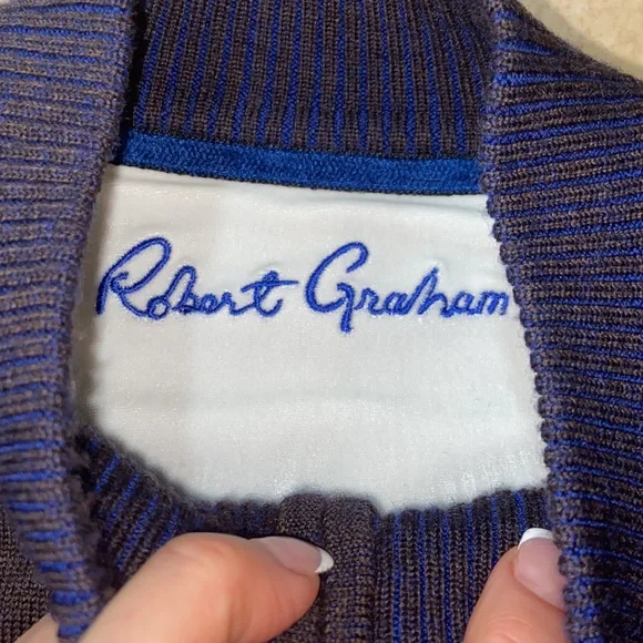 Like new Robert Graham Classic Fit 1/4 Zip 100% Wool Sweater Brown Raglan